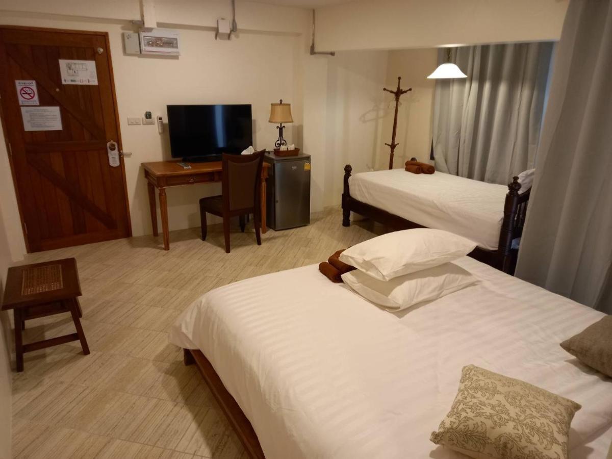 Valentier Cafe And Hotel Chiang Mai Zewnętrze zdjęcie