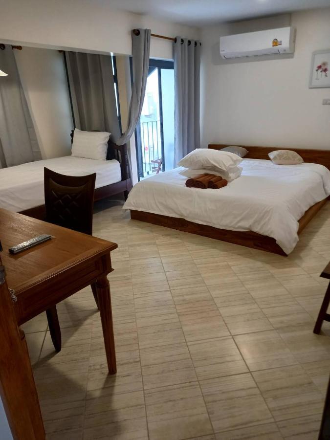 Valentier Cafe And Hotel Chiang Mai Zewnętrze zdjęcie
