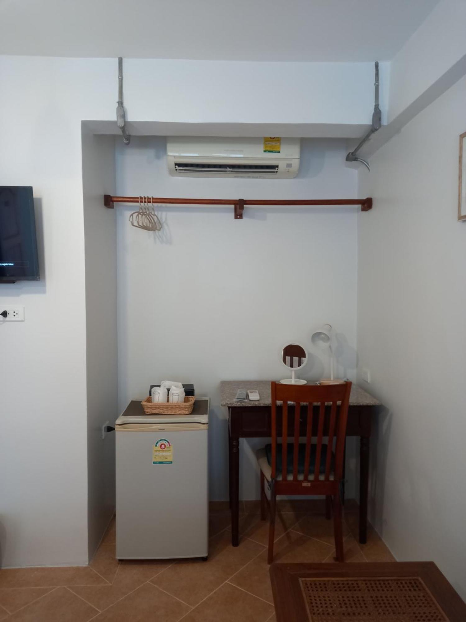Valentier Cafe And Hotel Chiang Mai Zewnętrze zdjęcie