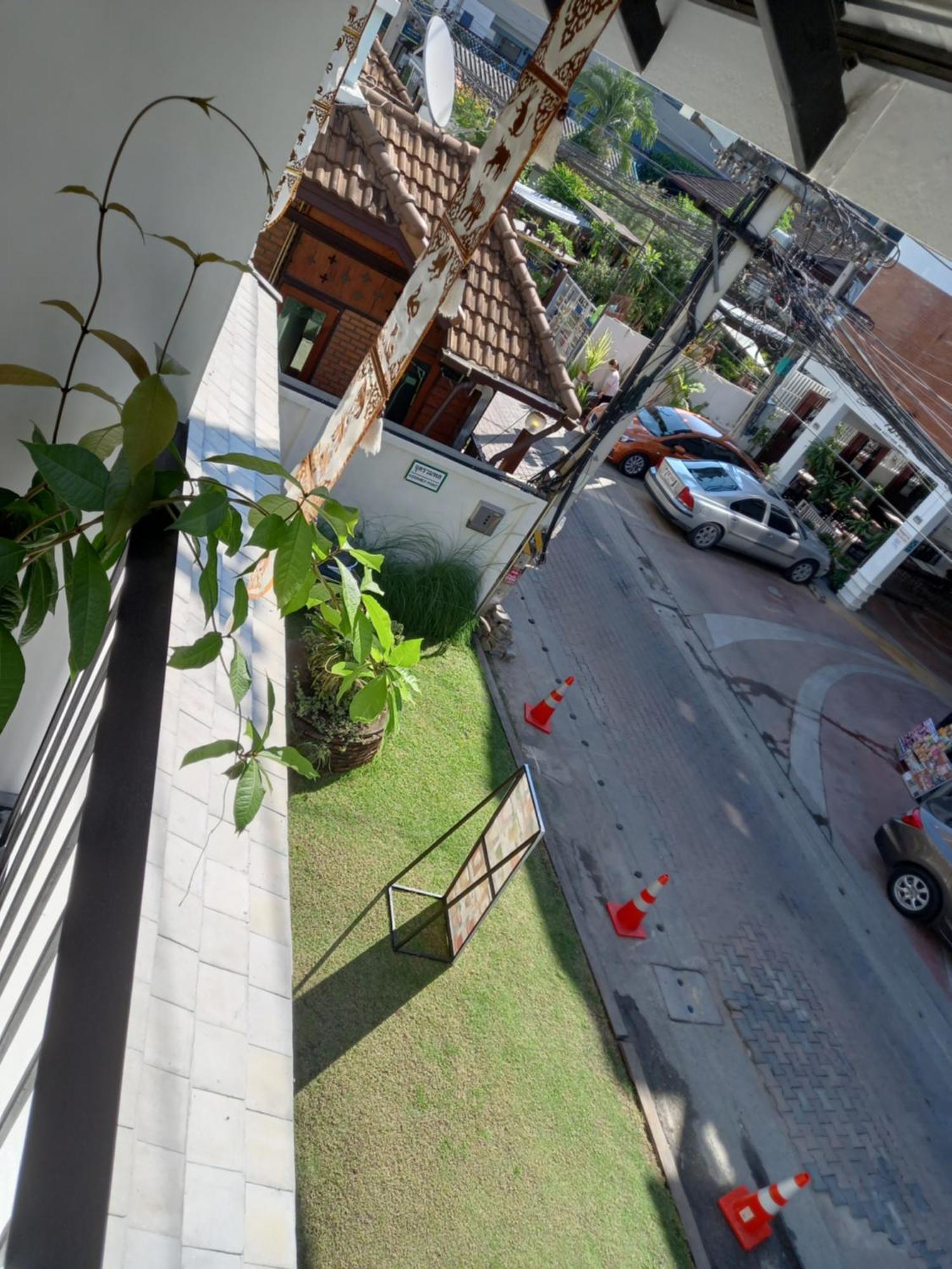 Valentier Cafe And Hotel Chiang Mai Pokój zdjęcie