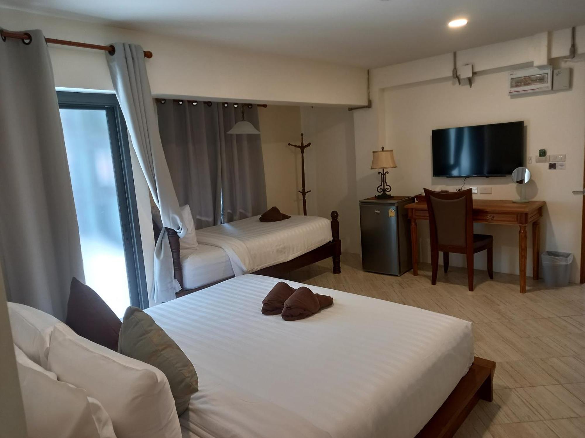 Valentier Cafe And Hotel Chiang Mai Zewnętrze zdjęcie